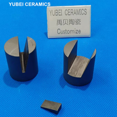 Finitura superficiale liscia Base ceramica in carburo di silicio con resistenza alla piegatura di 380 MPa
